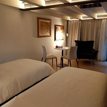 V&v Rentroom Design Affittacamere Gignod