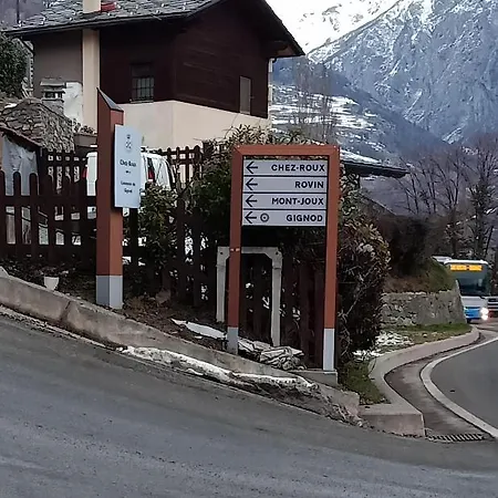 V&v Rentroom Design Affittacamere Gignod