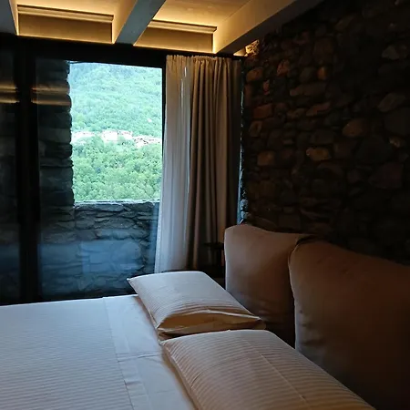 V&v Rentroom Design Gignod