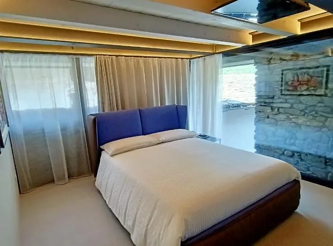 V&v Rentroom Design Gignod