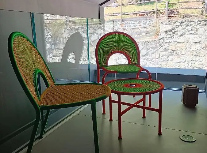 V&v Rentroom Design 4*