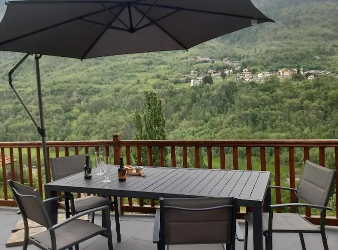 Guest house V&v Rentroom Design Gignod